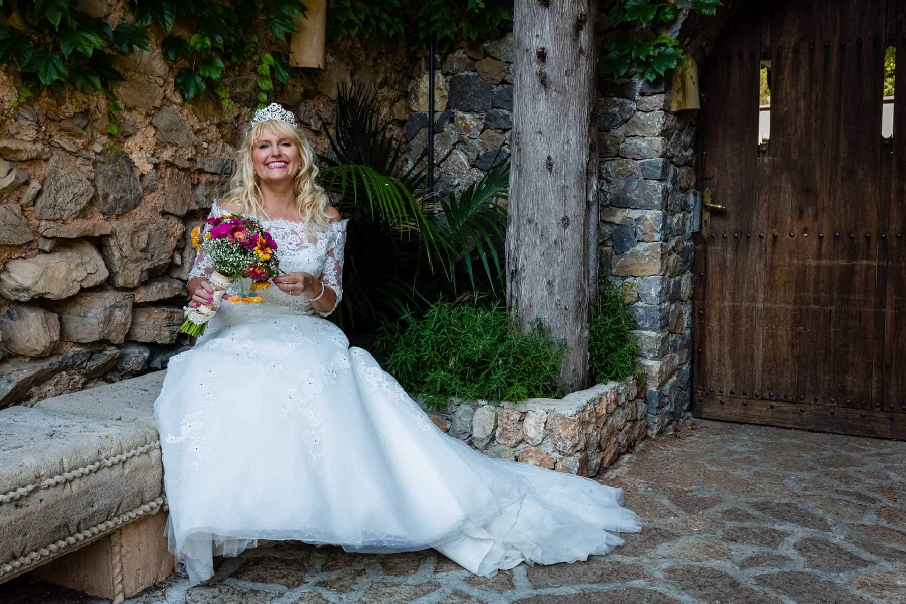 Beautiful Mallorca bride at the Valldemossa Hotel